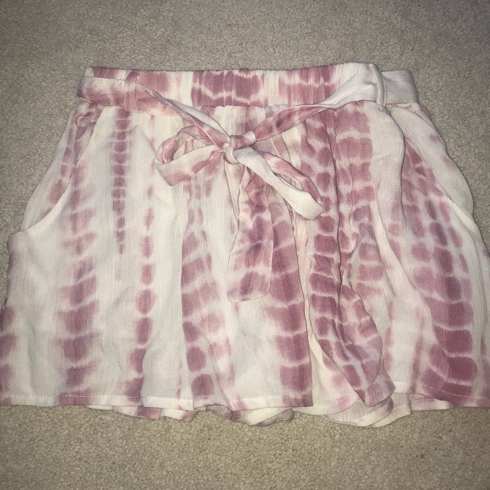 pink and white tie dye shorts